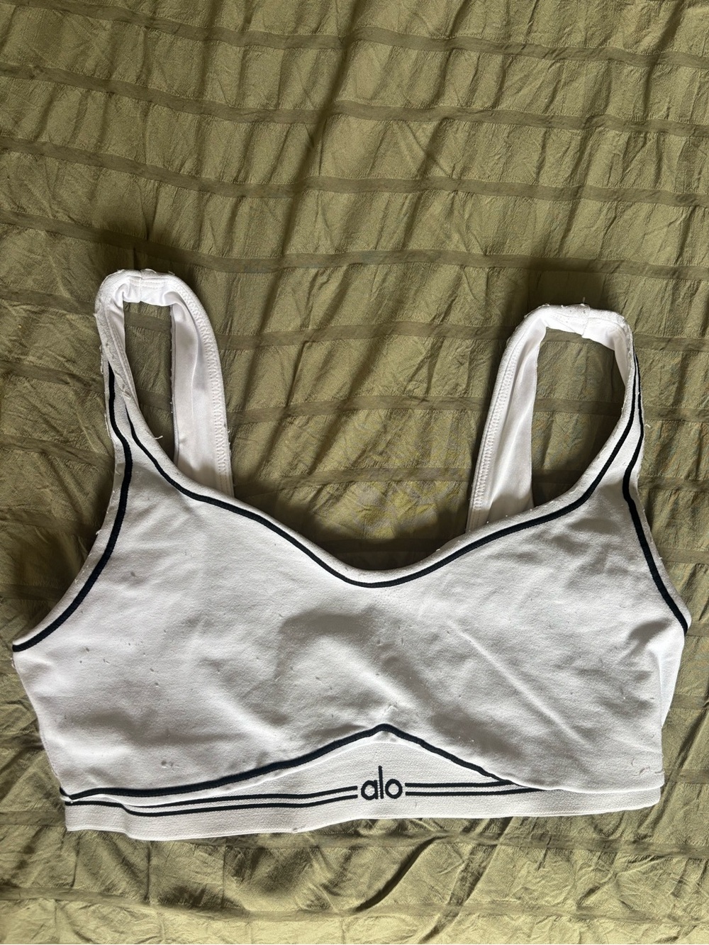 ALO Yoga White Sports Bra with Navy Contrast Trim